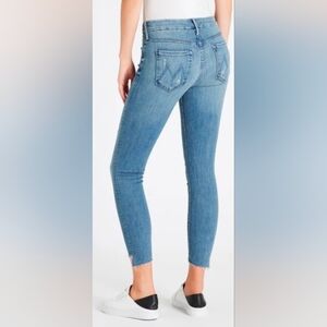 MOTHER The looker Ankle Step Fray Jeans